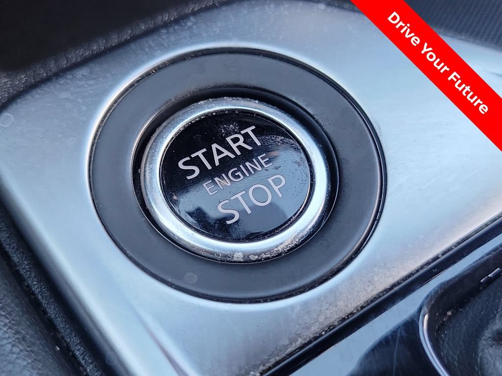 Certified 2025 Nissan Sentra SR w/ SR Premium Package FWD image 9