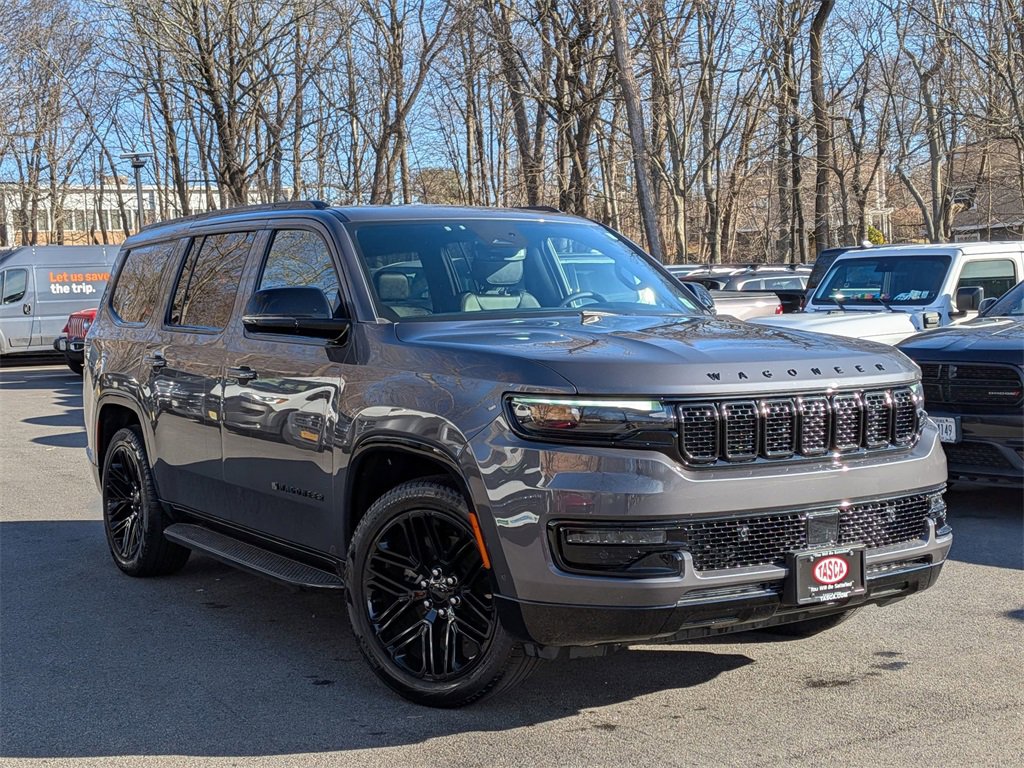 Used 2023 Jeep Wagoneer Series II image 1