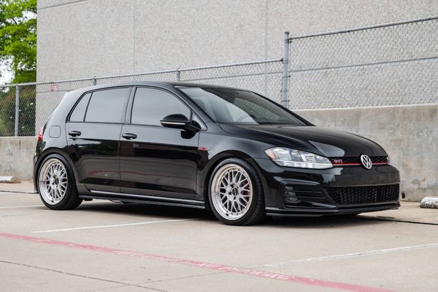 Used 2021 Volkswagen Golf S image 5