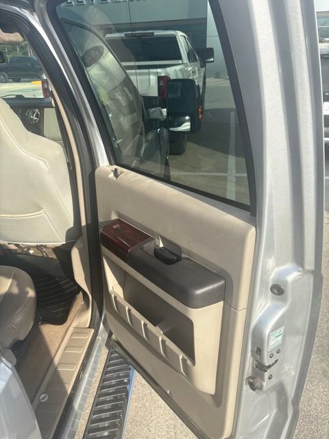 Used 2010 Ford F350 Lariat image 23