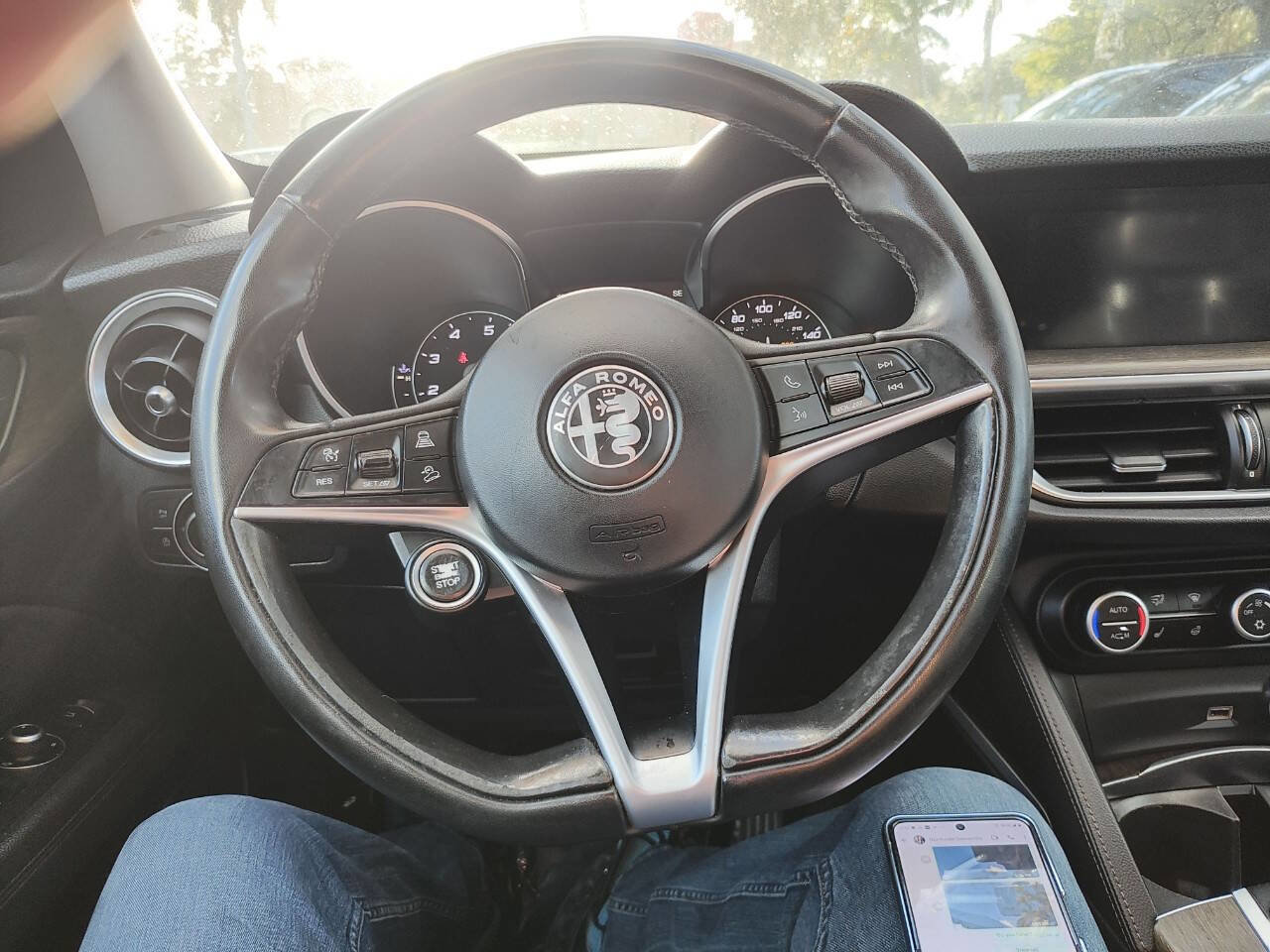 Used 2018 Alfa Romeo Stelvio Ti AWD/4WD image 31