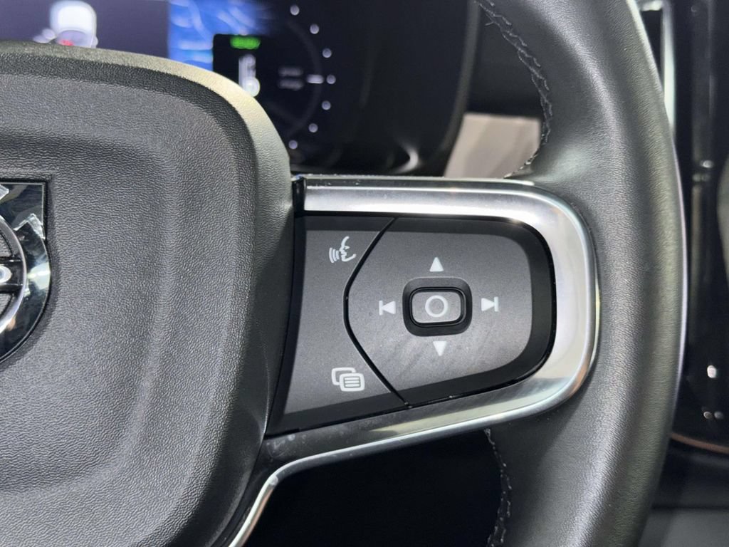 Used 2023 Volvo XC40 Recharge Ultimate w/ Protection Package Premier AWD/4WD image 29