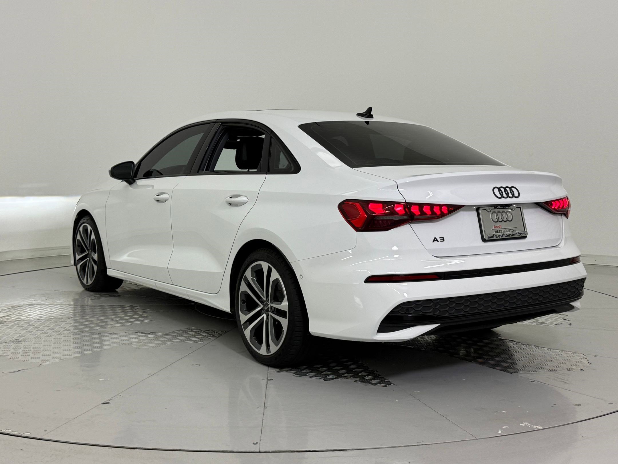 Certified 2025 Audi A3 2.0T Premium Plus w/ Premium Plus Package image 3