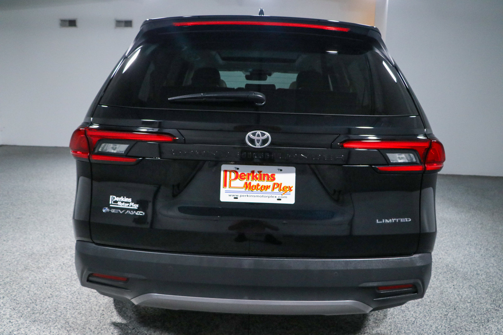 Used 2025 Toyota Grand Highlander AWD Hybrid image 8