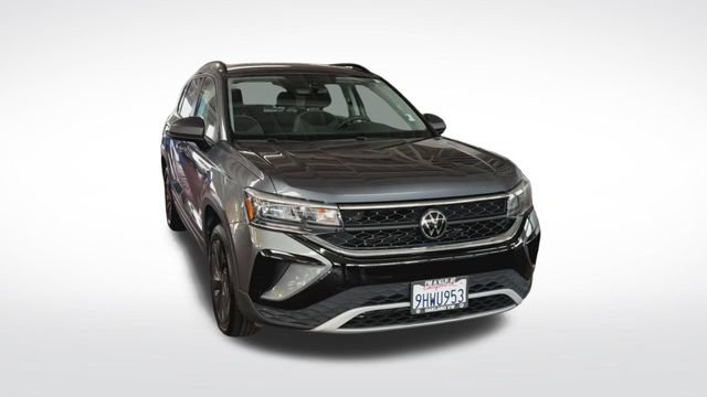 Certified 2023 Volkswagen Taos S FWD image 2