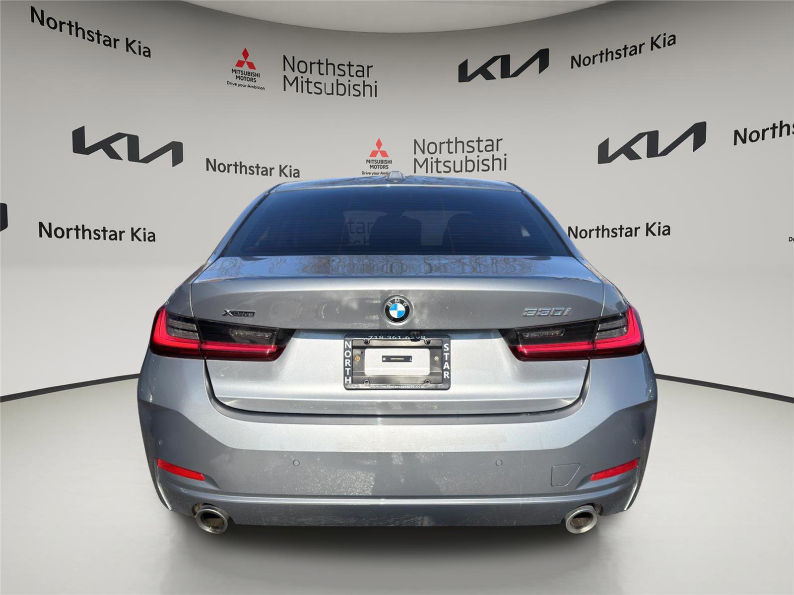 Used 2024 BMW 330i xDrive Sedan w/ Convenience Package image 3