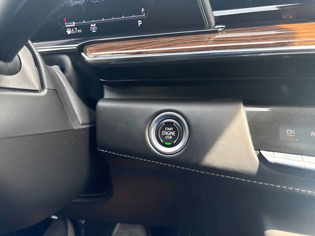 Used 2021 Cadillac Escalade Premium Luxury Platinum w/ LPO, Radiant Package AWD/4WD image 15