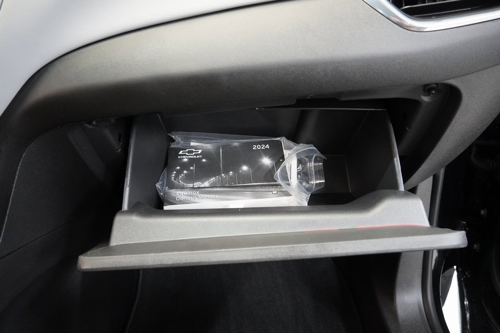 Used 2024 Chevrolet Equinox LS image 35