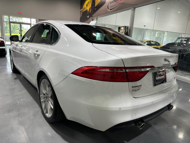Used 2017 Jaguar XF Prestige RWD image 90