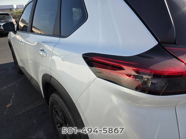 Certified 2026 Nissan Rogue SV w/ Cold Weather Package FWD image 6