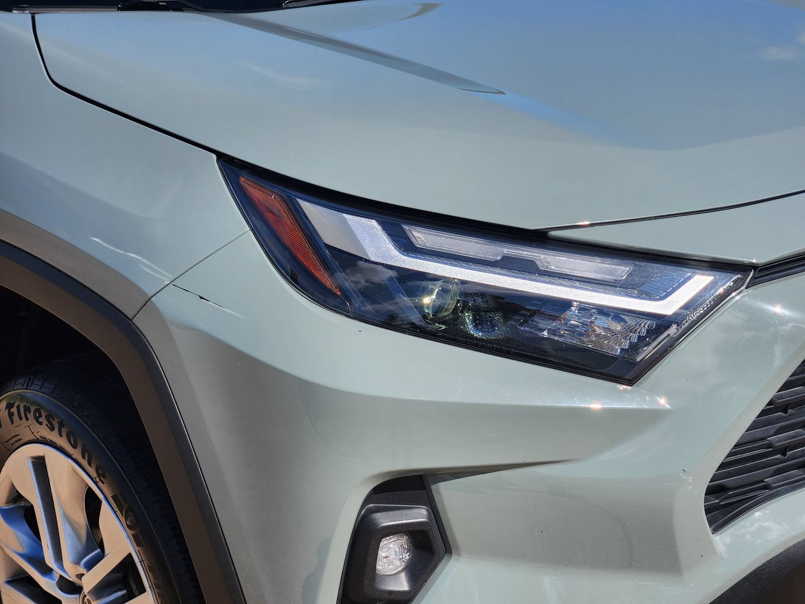 Used 2023 Toyota RAV4 XLE Premium FWD image 11