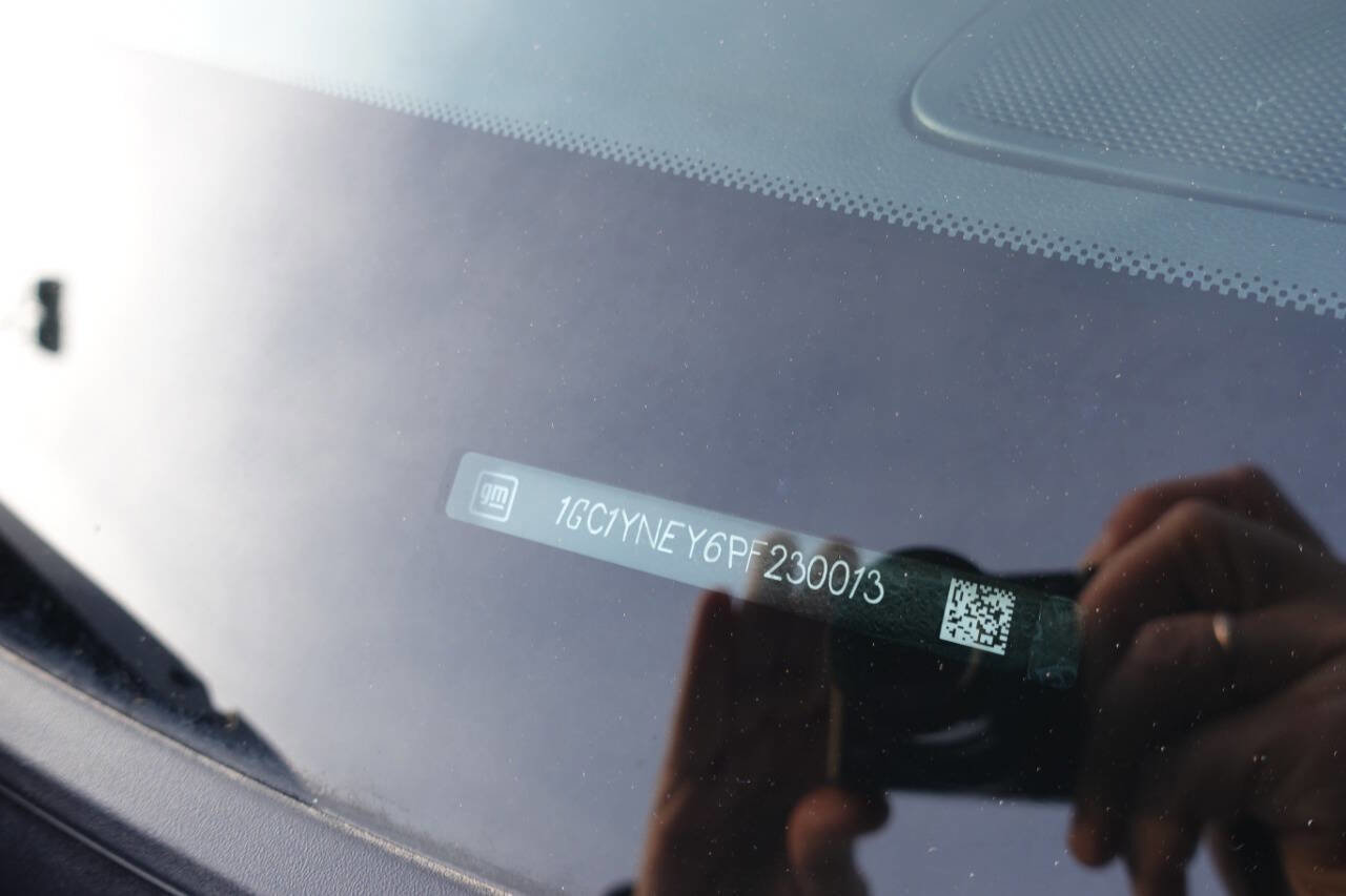 Used 2023 Chevrolet Silverado 2500 LT w/ Convenience Package image 20