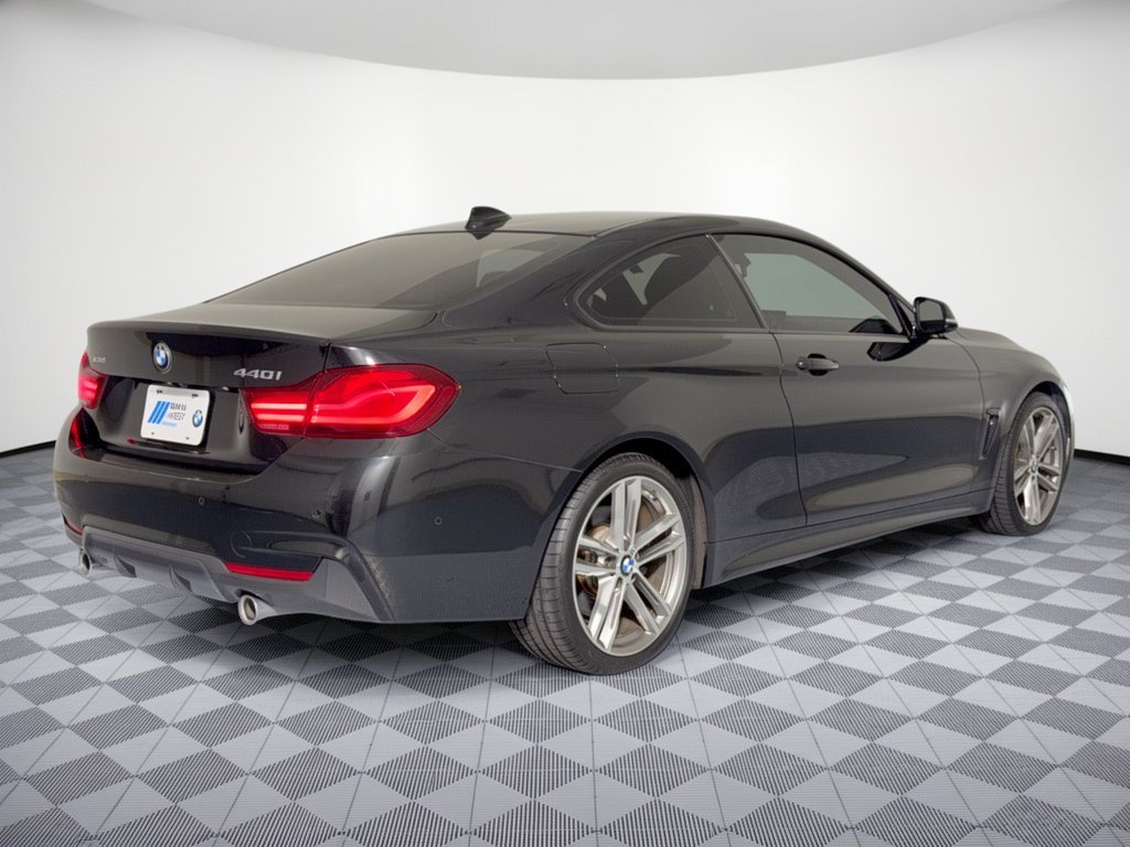 Used 2020 BMW 440i xDrive Coupe w/ M Sport Package AWD/4WD image 9