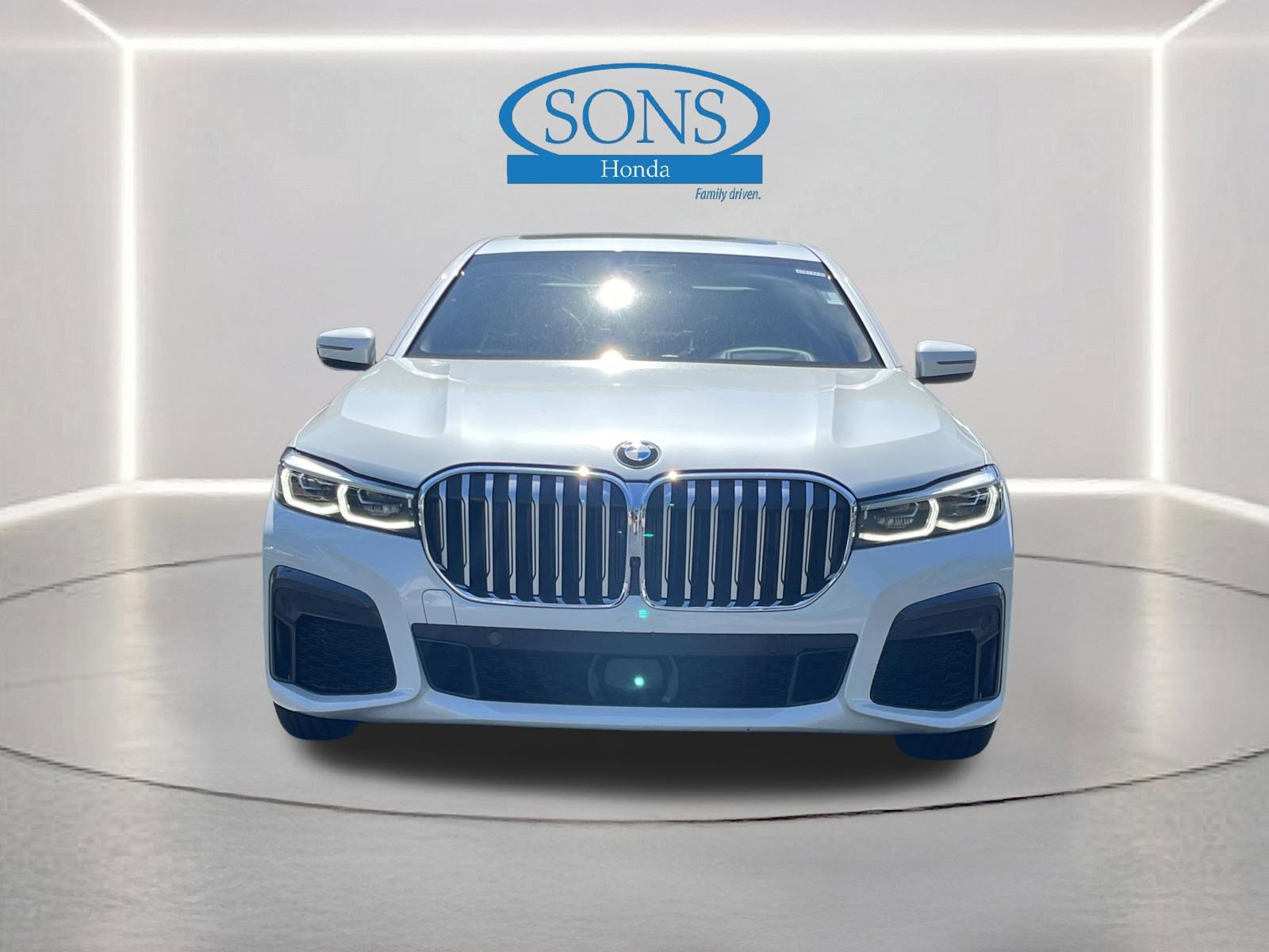 Used 2021 BMW 750i xDrive w/ Luxury Rear Seating Package AWD/4WD image 33