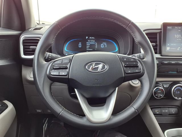Used 2025 Hyundai Venue SEL FWD image 79
