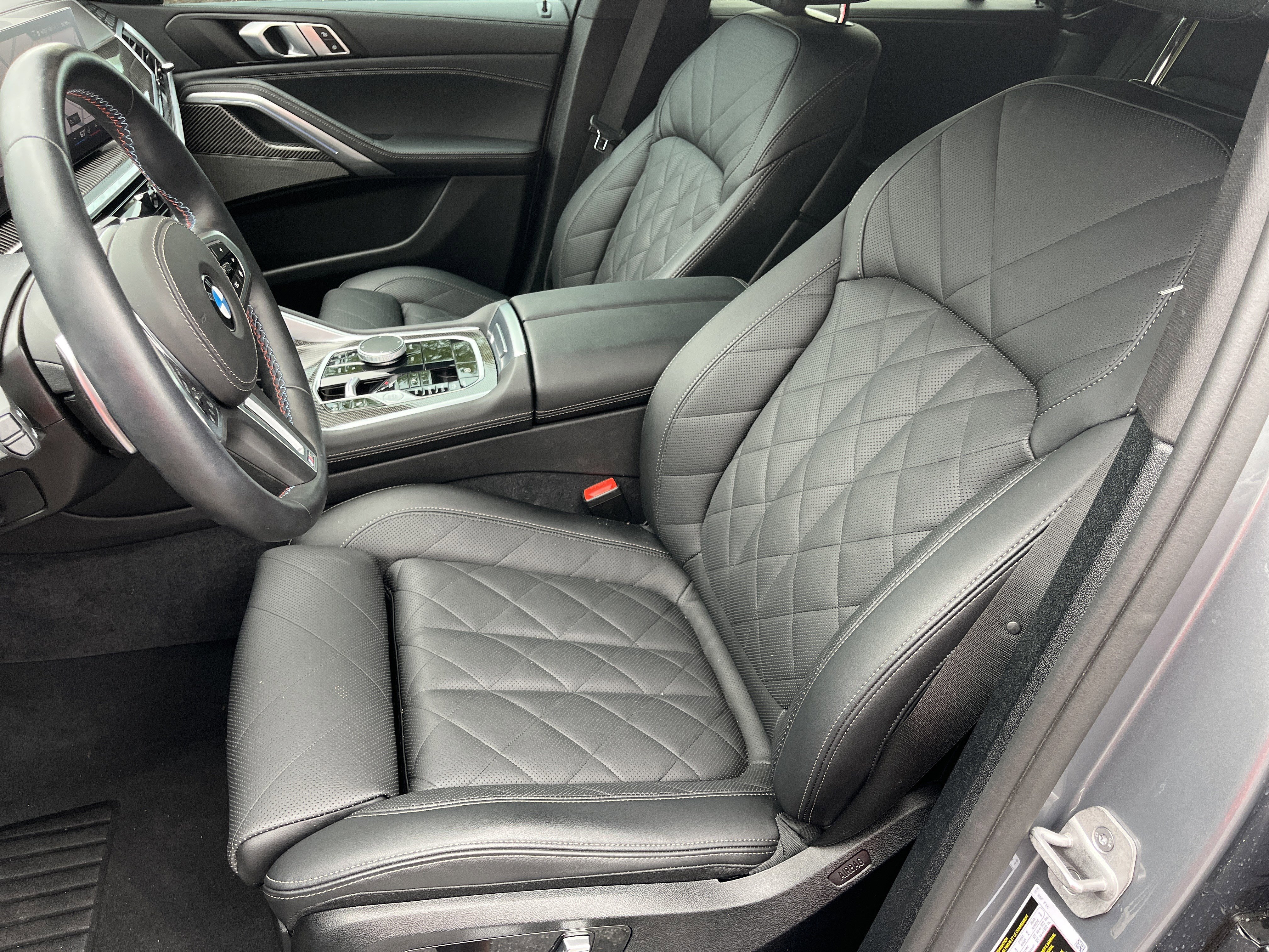 Certified 2026 BMW X6 M60i AWD/4WD image 23