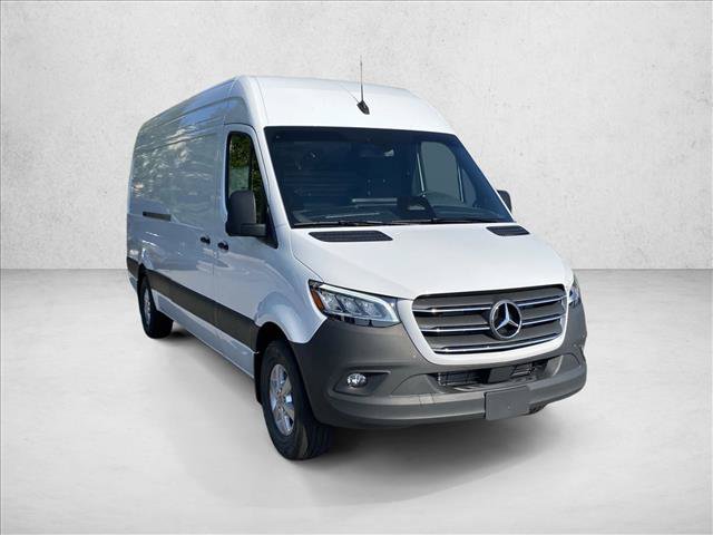 Used 2025 Mercedes-Benz Sprinter 2500 image 24