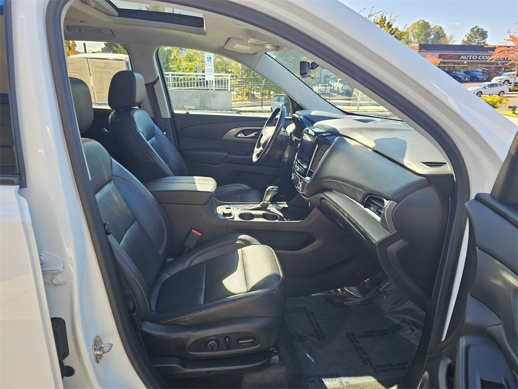 Used 2020 Chevrolet Traverse Premier w/ Redline Edition image 11