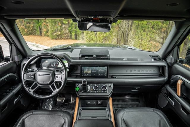 Used 2021 Land Rover Defender 110 X AWD/4WD image 31