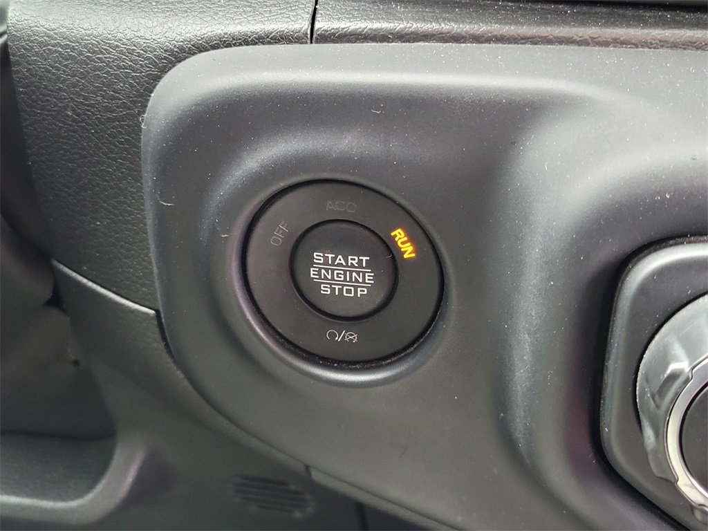 Used 2023 Jeep Gladiator Overland image 24