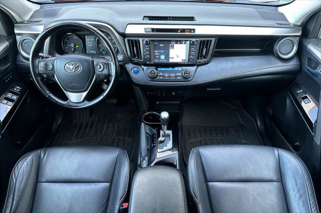 Certified 2018 Toyota RAV4 Limited w/ Advanced Technology Package image 3