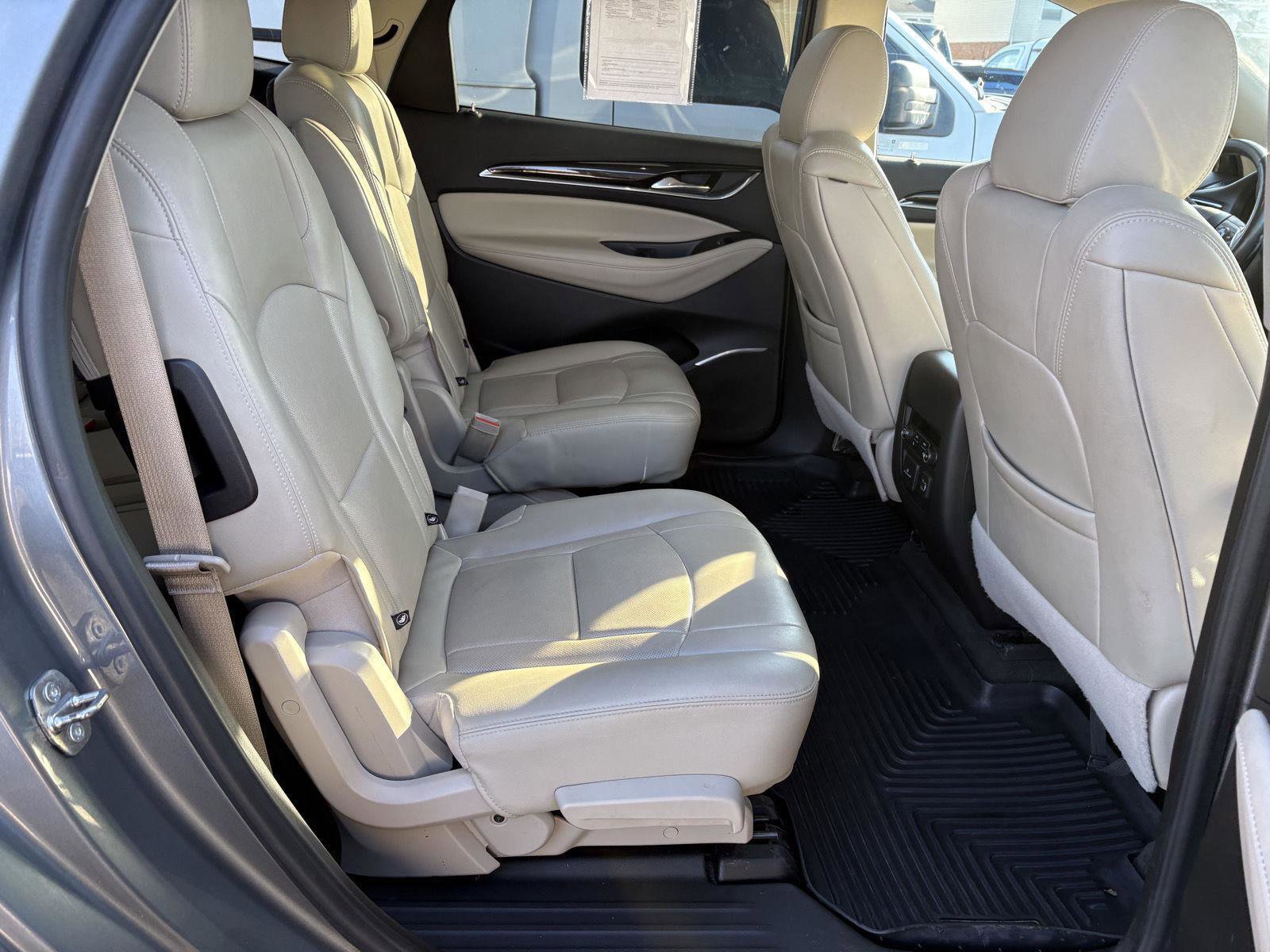 Used 2021 Buick Enclave Premium w/ Sun and Sites Package image 18