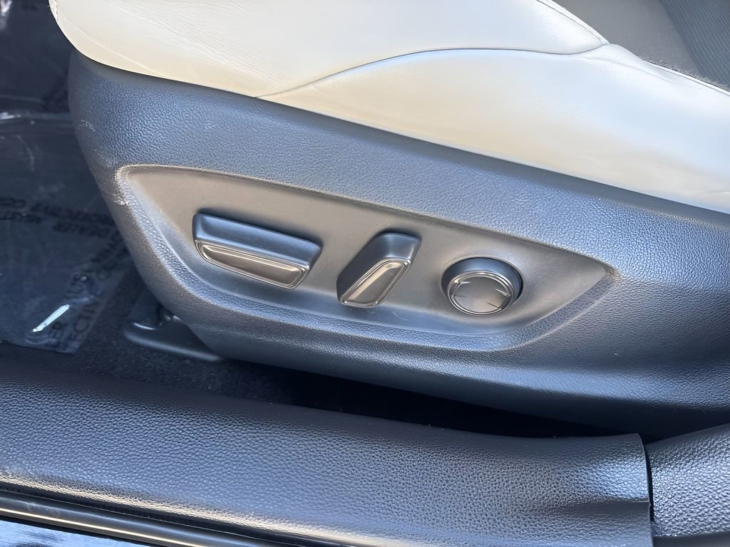 Used 2021 Toyota Corolla XSE image 10