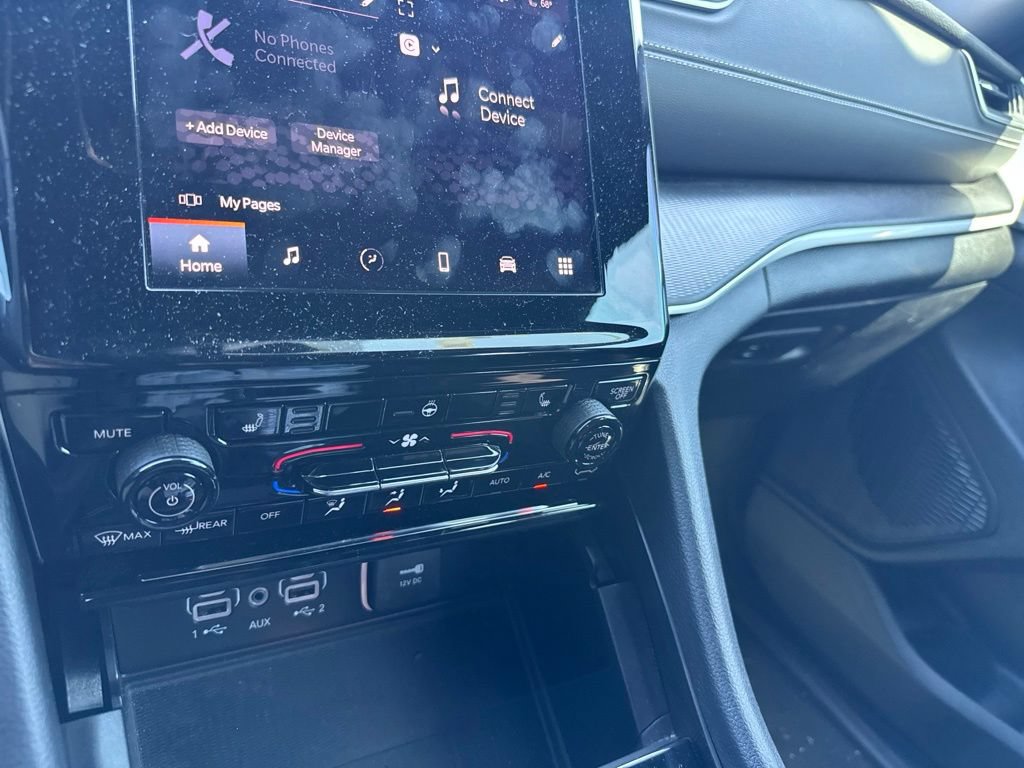 Used 2024 Jeep Grand Cherokee Altitude AWD/4WD image 33