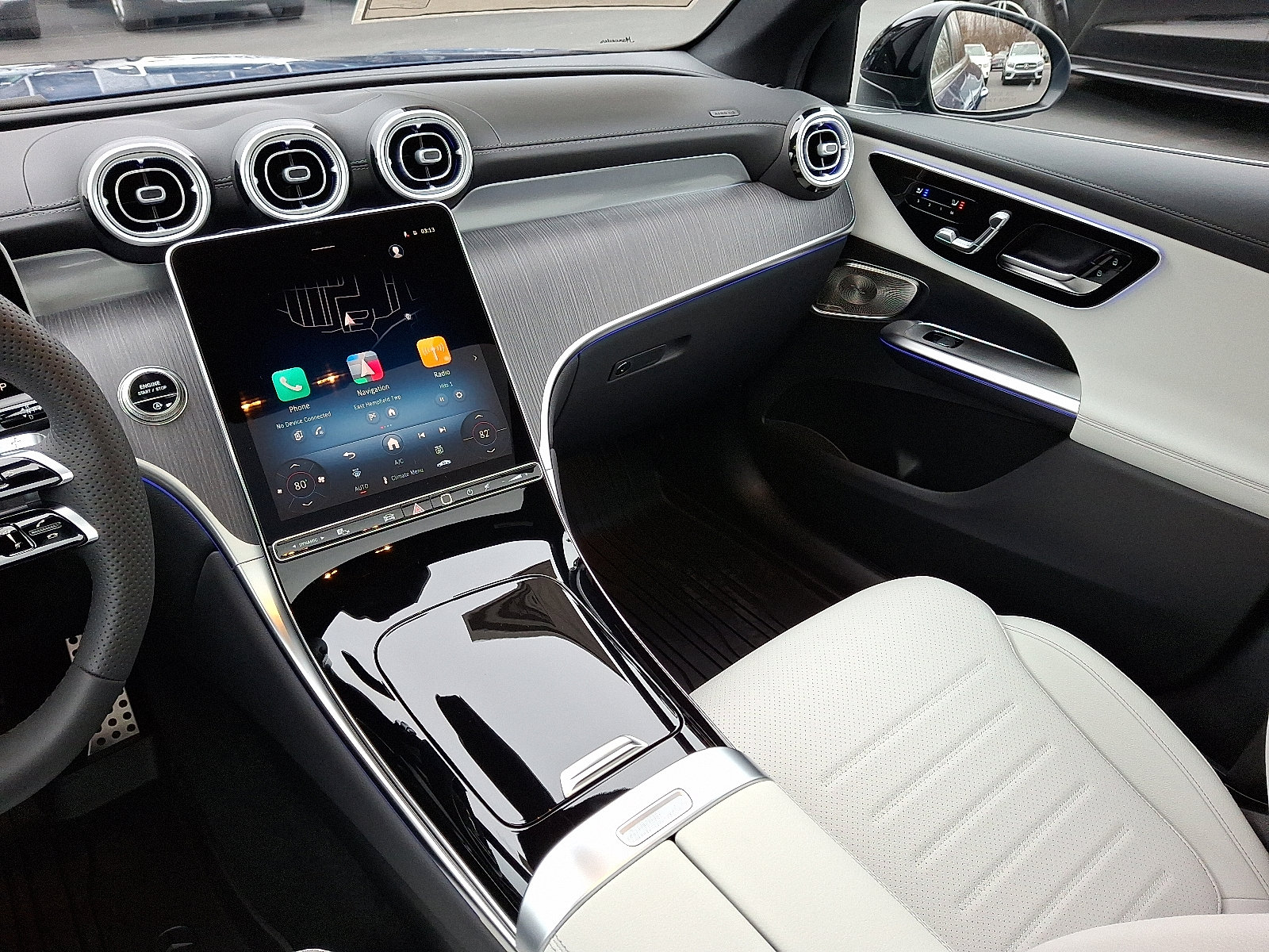 Used 2026 Mercedes-Benz GLC 300 4MATIC image 10