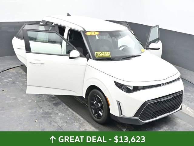 Used 2023 Kia Soul LX w/ Option Group 015 image 58