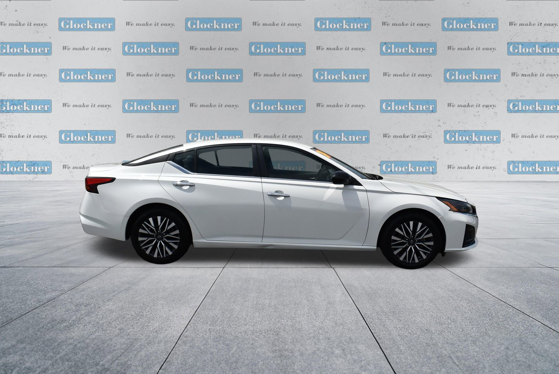 Used 2024 Nissan Altima 2.5 SV FWD image 4