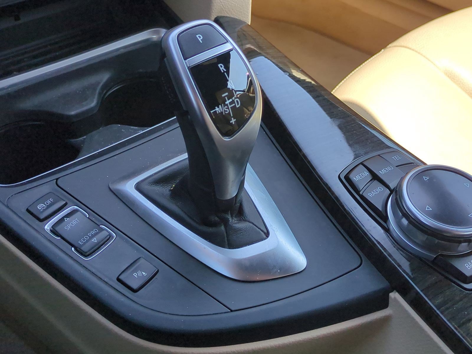 Used 2015 BMW 428i Convertible image 25