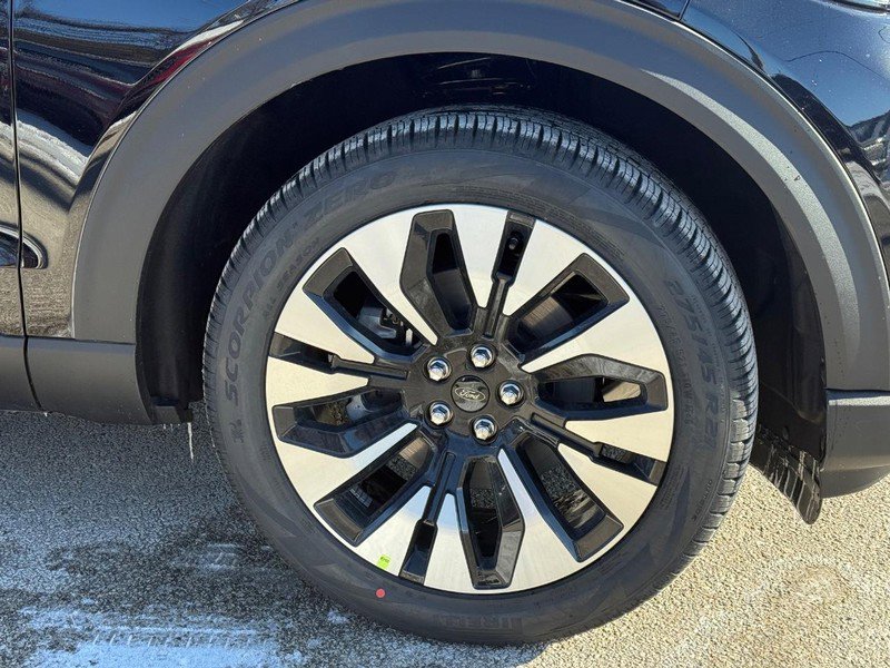 New 2026 Ford Explorer Platinum image 11