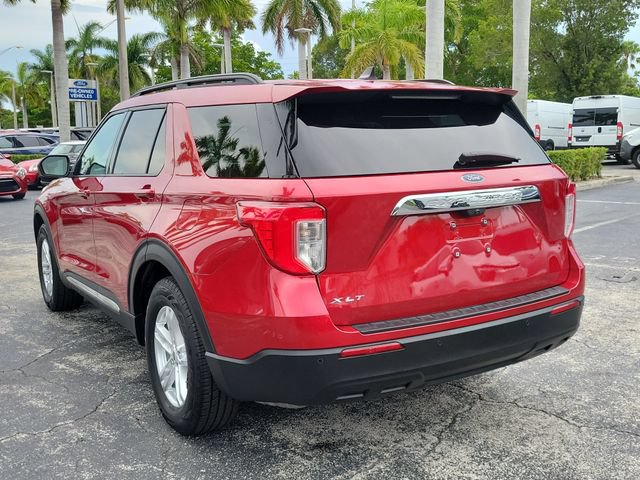 Used 2023 Ford Explorer XLT RWD image 4