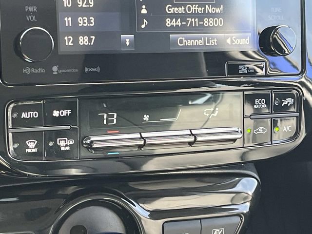 Used 2017 Toyota Prius Four image 33