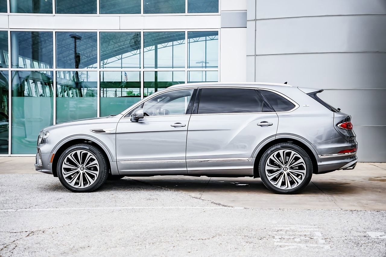 Used 2023 Bentley Bentayga Extended Wheelbase image 11