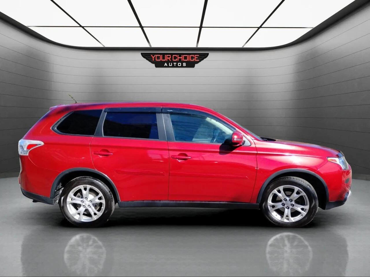 Used 2015 Mitsubishi Outlander SE image 6