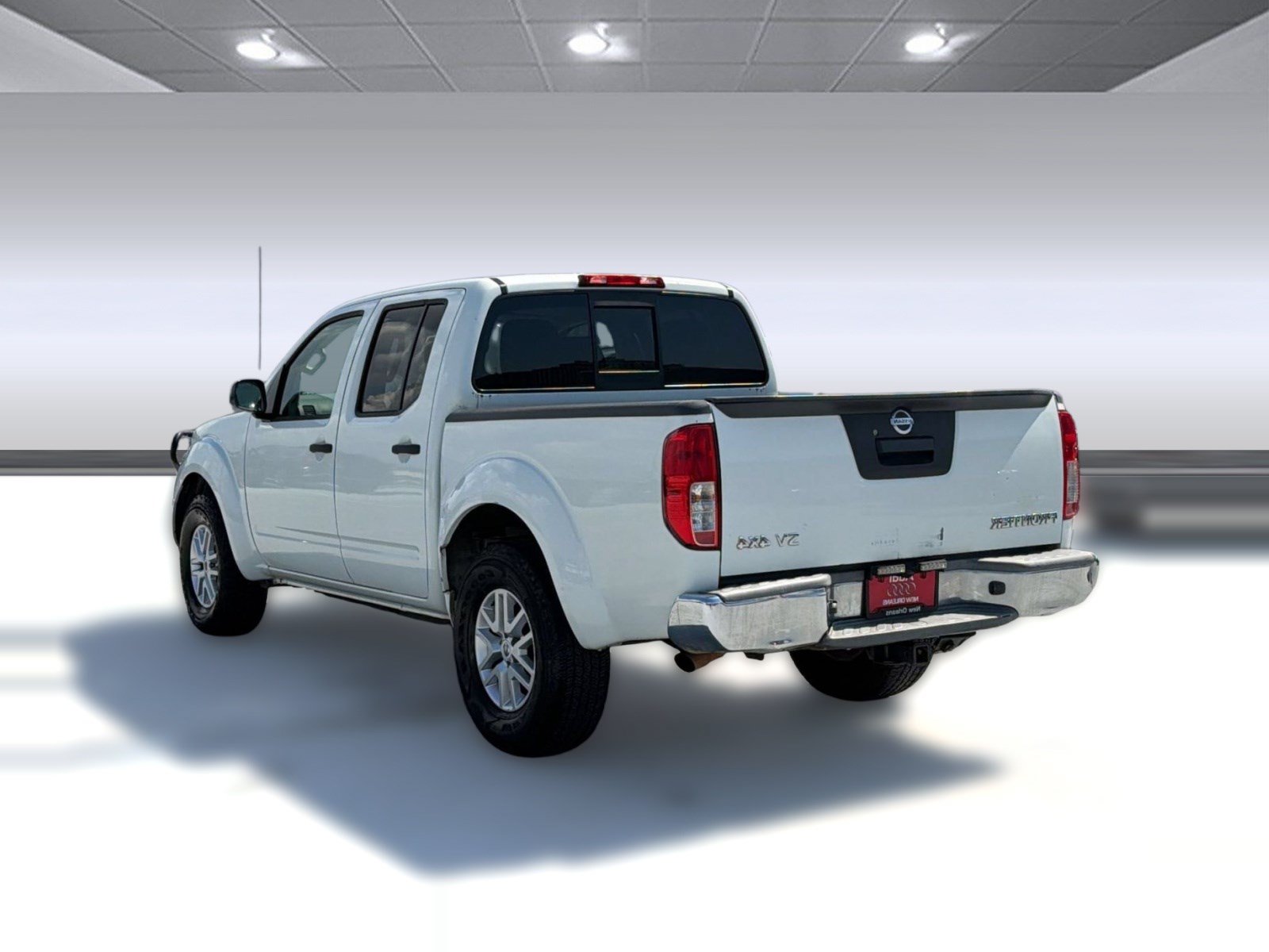 Used 2015 Nissan Frontier SV AWD/4WD image 3