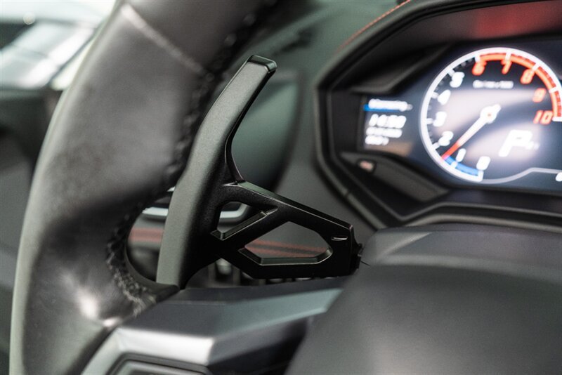 Used 2016 Lamborghini Huracan LP 580-2 RWD image 84
