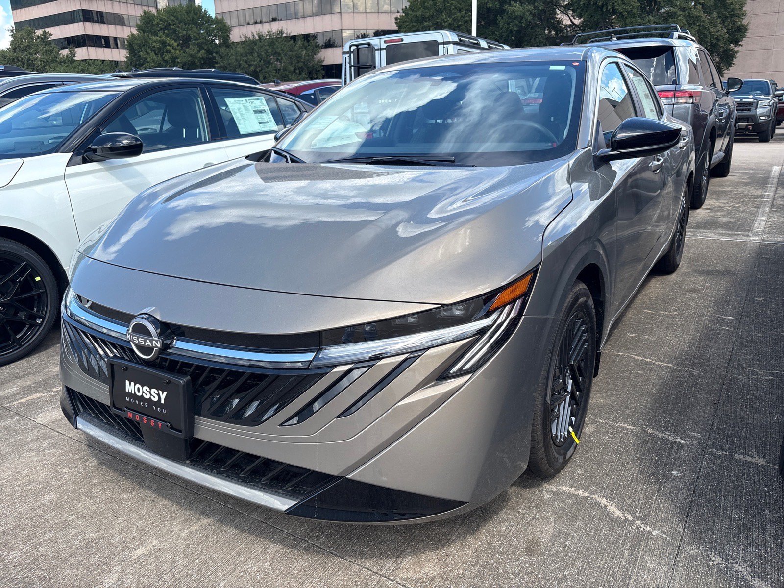 New 2027 Nissan Sentra SV FWD image 2
