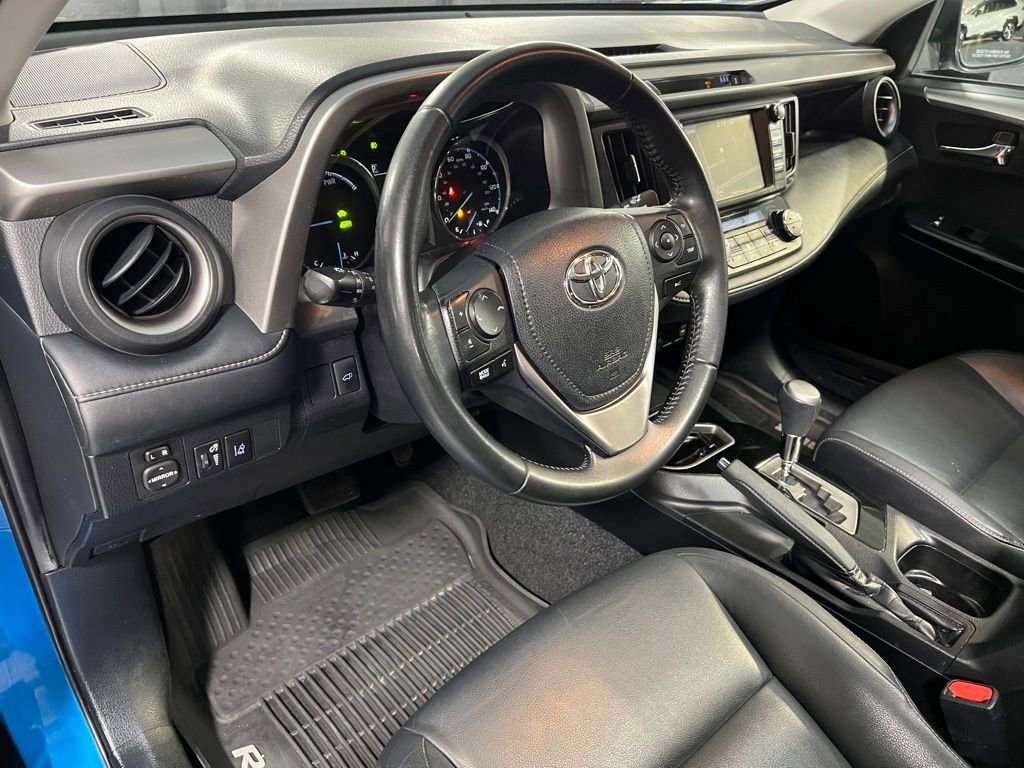 Certified 2017 Toyota RAV4 Limited w/ Advanced Technology Package image 15