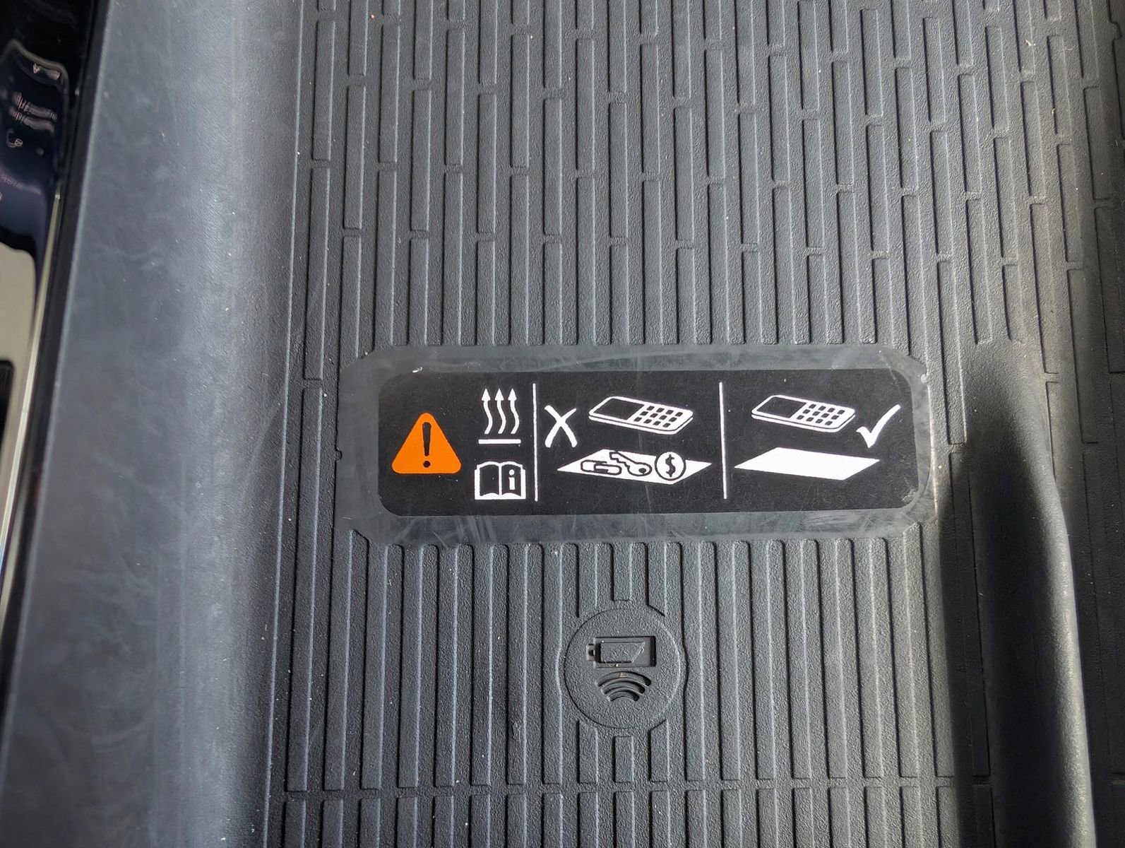 Certified 2025 Buick Enclave Preferred image 25