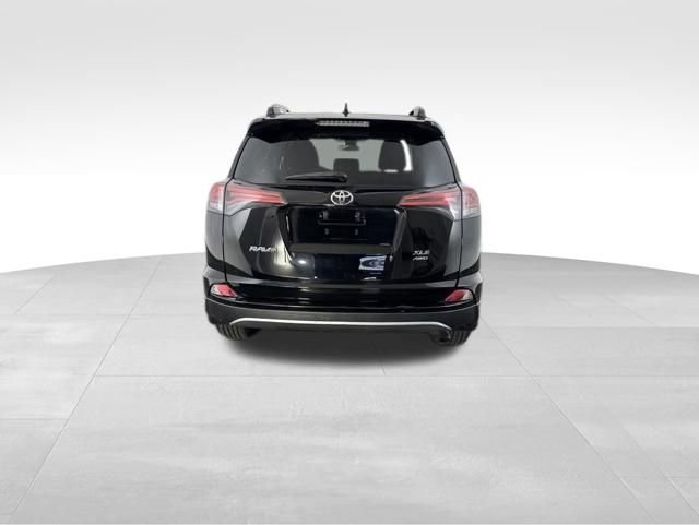 Used 2018 Toyota RAV4 XLE w/ Plus Extra Value Package AWD/4WD image 5