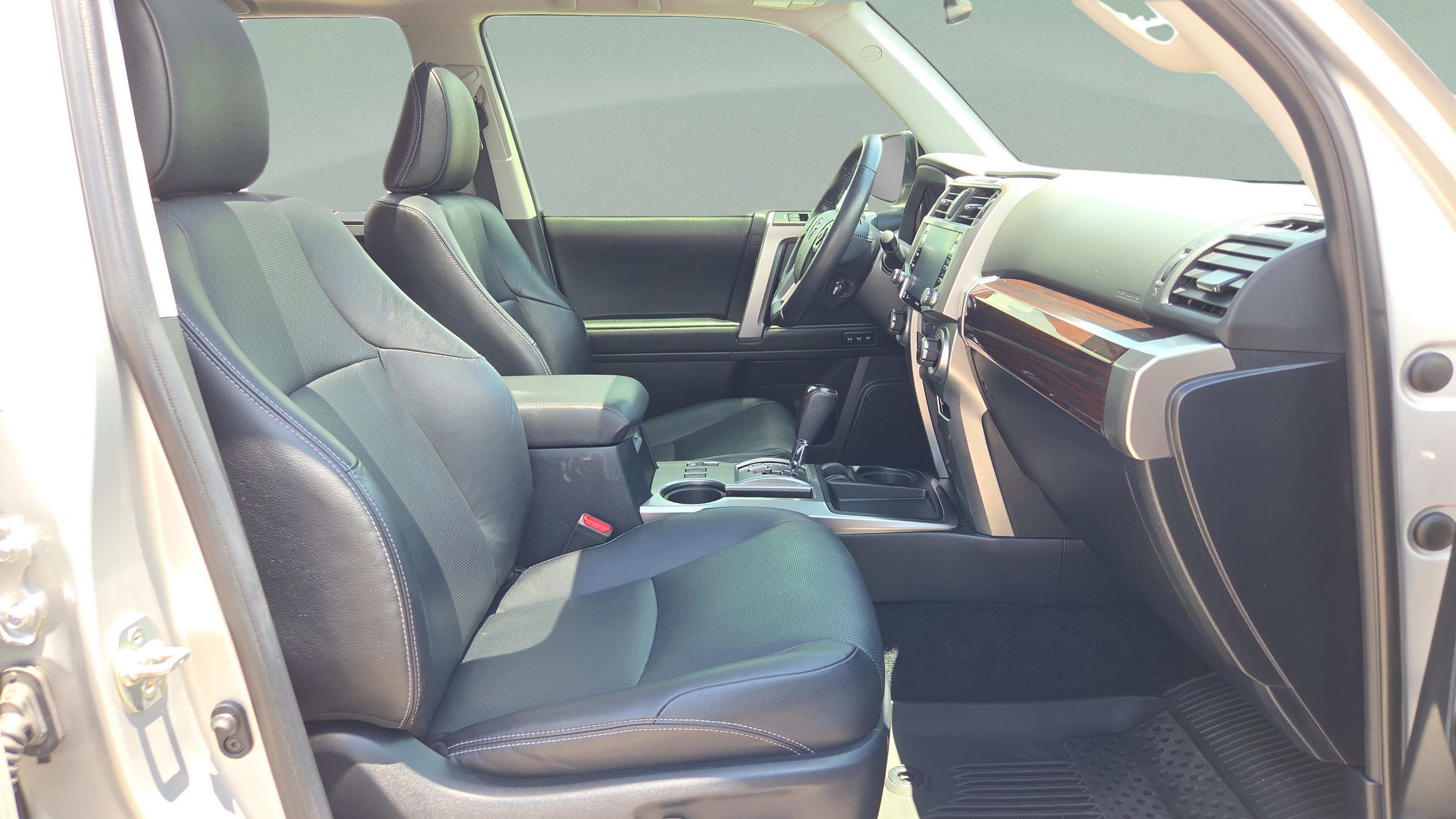 Certified 2024 Toyota 4Runner Limited RWD image 16