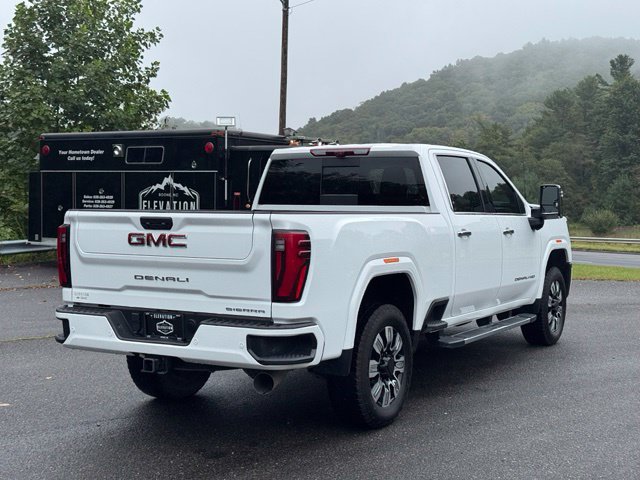 Used 2024 GMC Sierra 2500 Denali w/ Technology Package AWD/4WD image 7