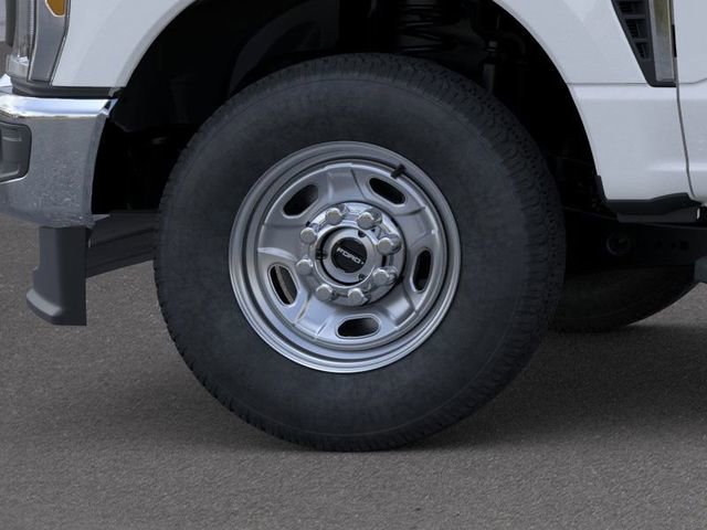 New 2026 Ford F350 XL w/ XL Chrome Package image 19