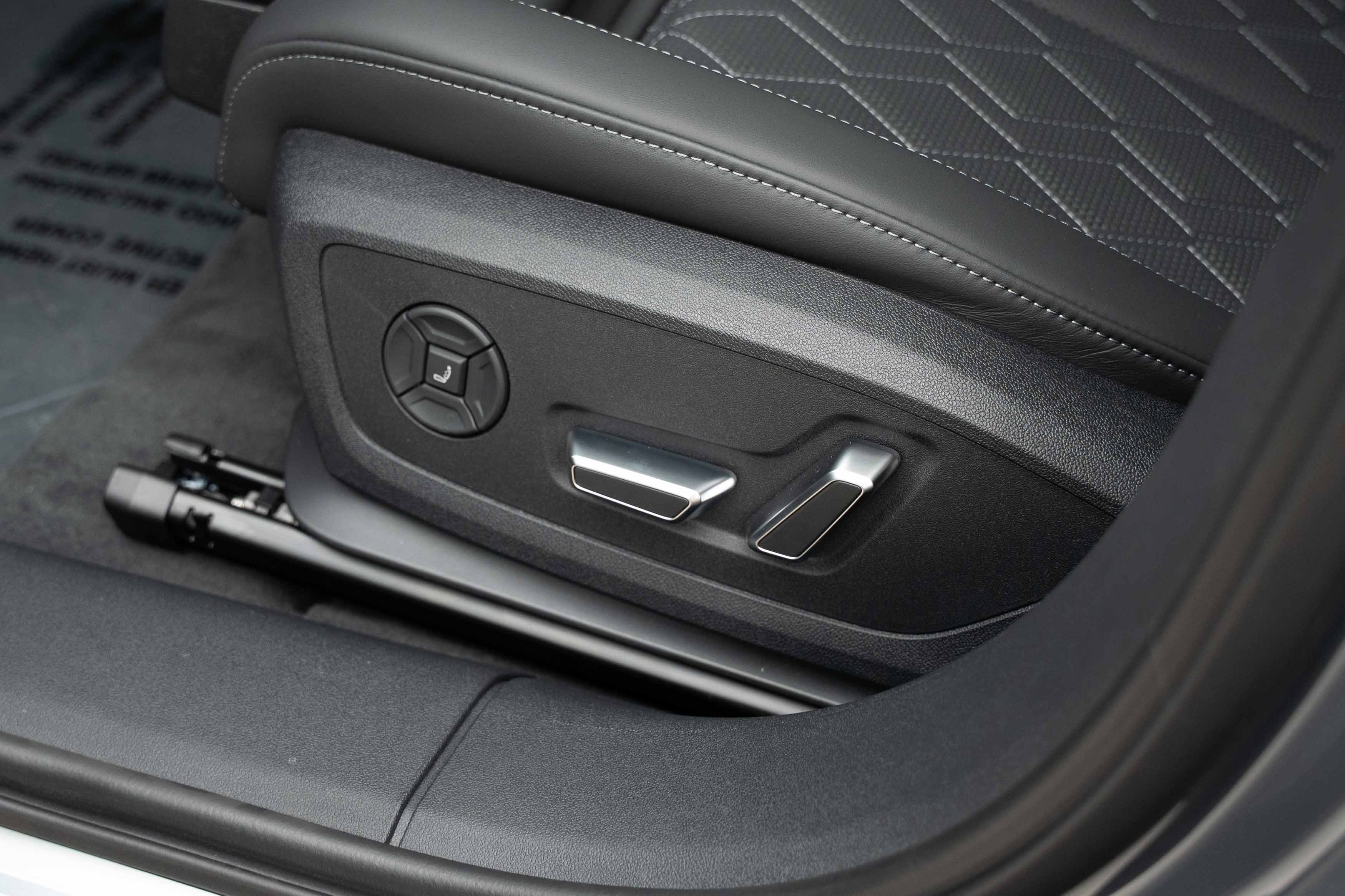 New 2027 Audi S6 e-tron Prestige AWD/4WD image 19