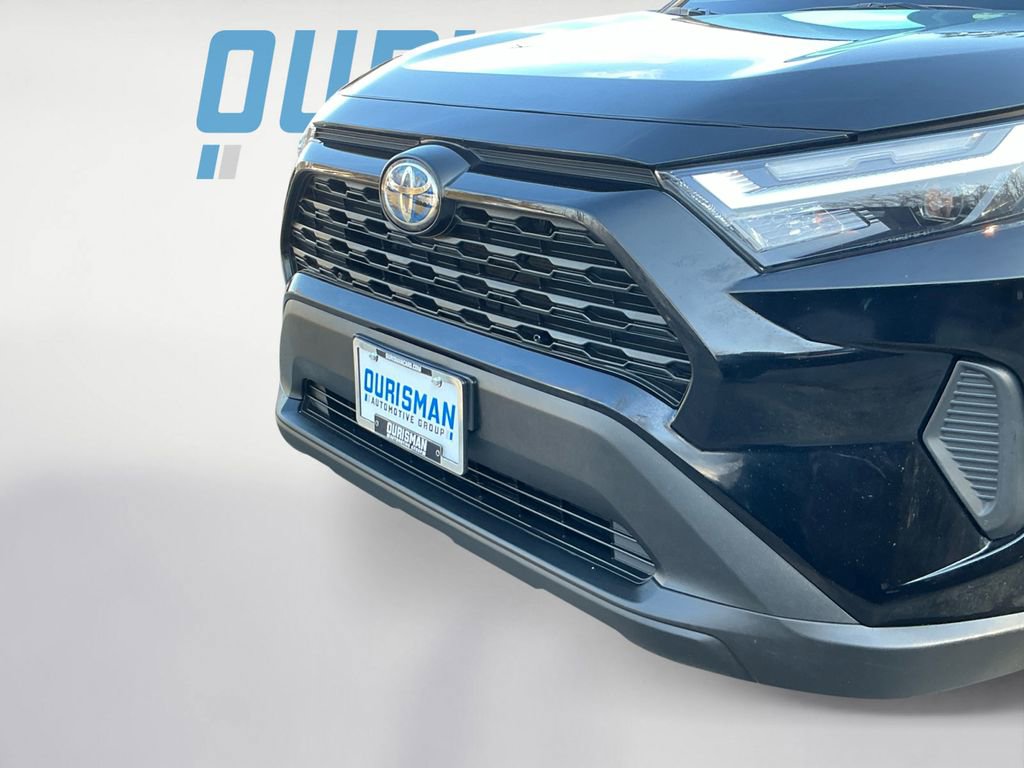 Used 2023 Toyota RAV4 LE image 23