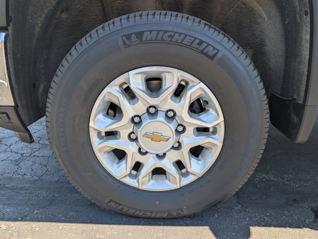 Used 2024 Chevrolet Silverado 3500 LT w/ Convenience Package AWD/4WD image 28