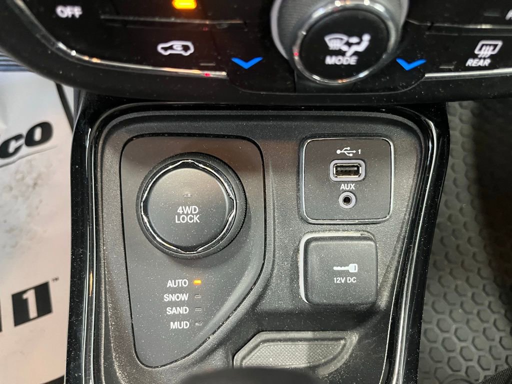 Used 2021 Jeep Compass Latitude image 16